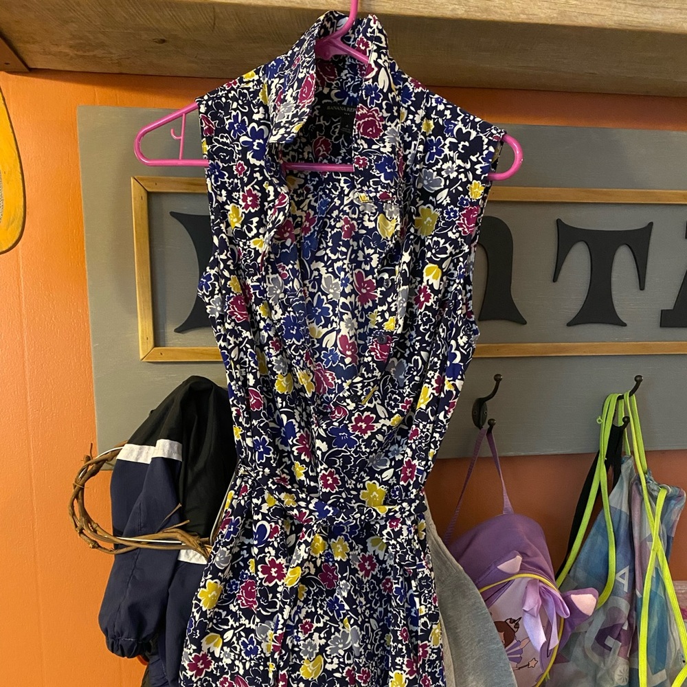 Banana Republic sleeveless dress